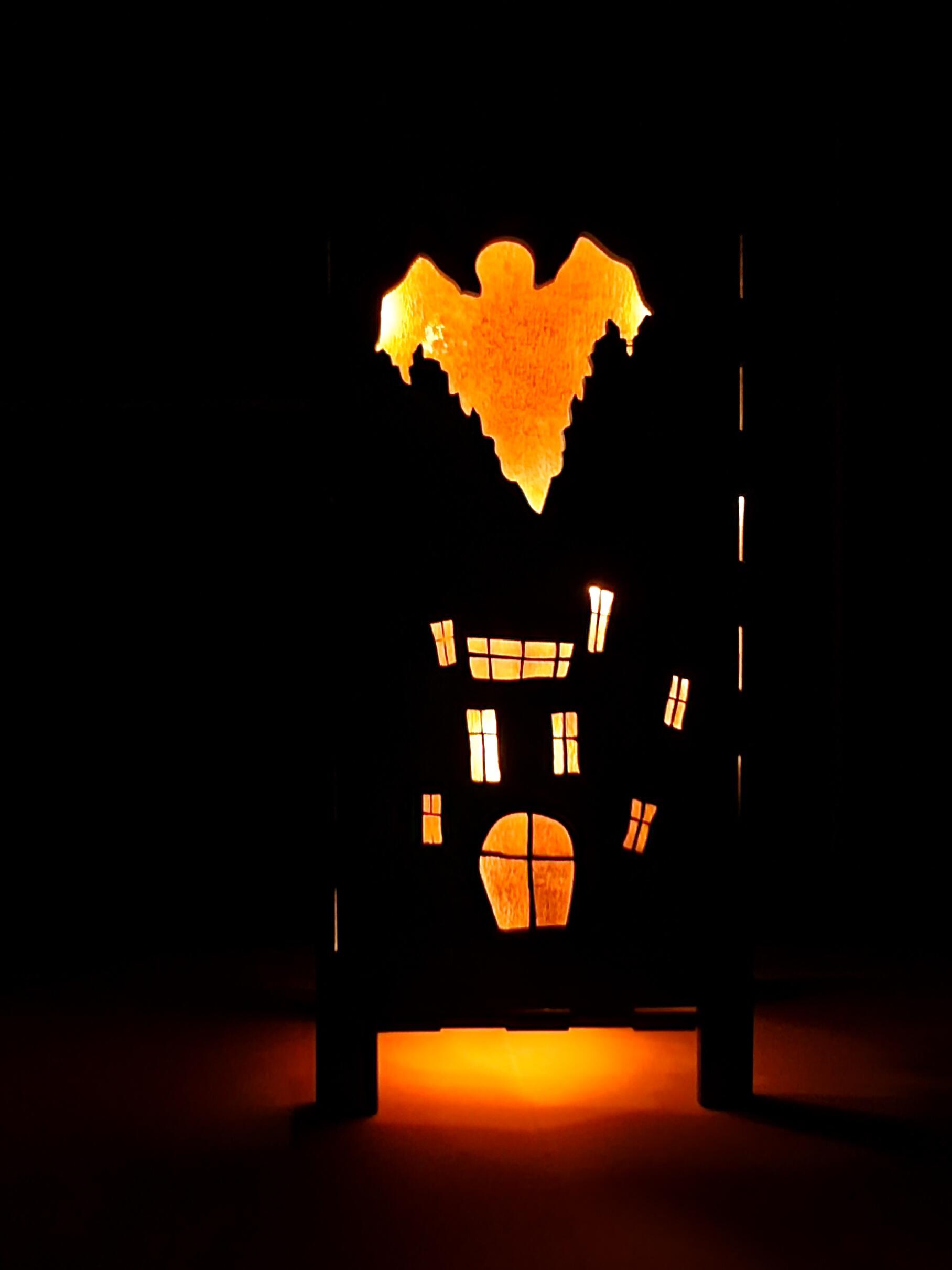 Maison Hantée Halloween En Bois - Décoration De Table Avec LED - Style Vintage, Citrouilles, Clôture